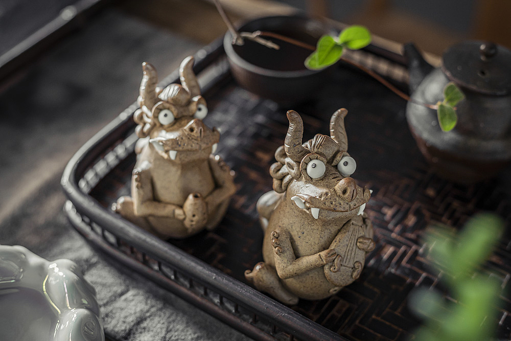 器十二 龙九子 囚牛 手工捏雕原创陶瓷茶宠香插摆件