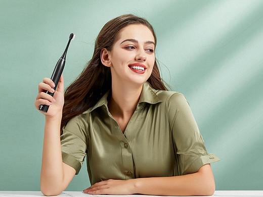 电动牙刷/亚马逊拍摄