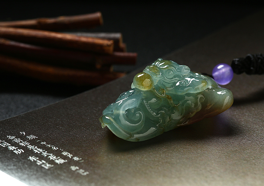 翡翠摄影——招财双彩貔貅（图ZMTcwMTg2MDU2） - 产品摄影 - 站酷设计师聚翠光廊原创素材 - 站酷ZCOOL