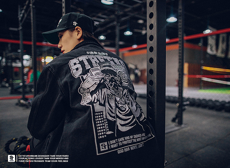 原创潮牌STRETAG“适者生存”牛仔夹克（图ZMTAyODQ2NTIw） - 休闲/流行服饰 - 站酷设计师STRETAG思锐泰格原创素材 - 站酷ZCOOL