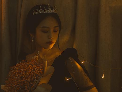 揉碎的烛光，落入你的梦境。