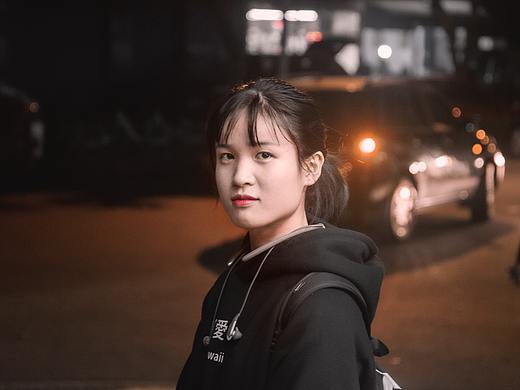 和小姐姐在宜家拍了几张