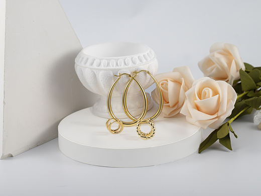 首飾（個人主頁-ZNTcxOTc3NDA=） - 產(chǎn)品攝影 - 站酷設(shè)計師廖小肉原創(chuàng)素材 - 站酷ZCOOL