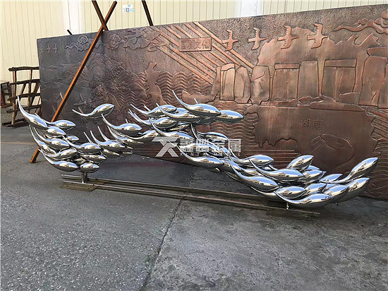 售楼处户外不锈钢白钢鱼群雕塑超级闪亮