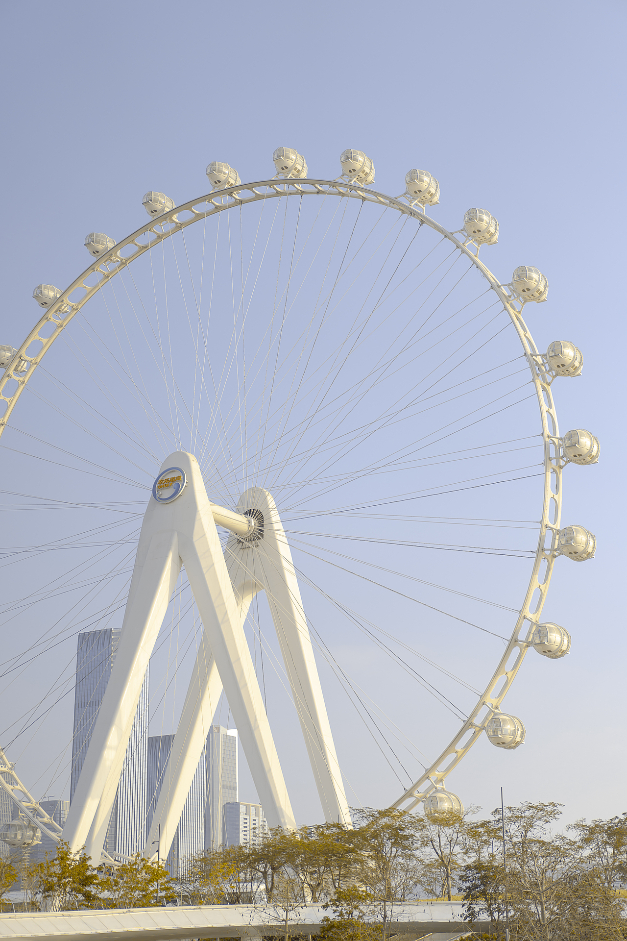 深圳摩天轮《欢乐港湾》