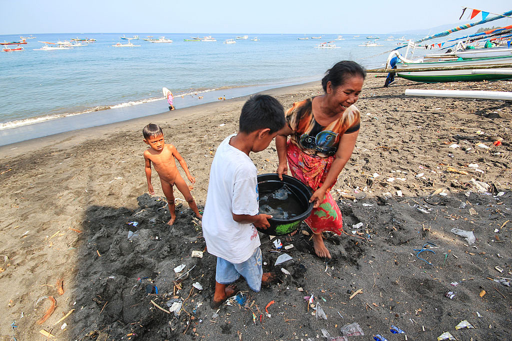 不一样的龙目岛