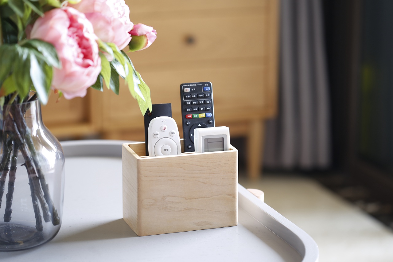 良白新品遥控器收纳盒