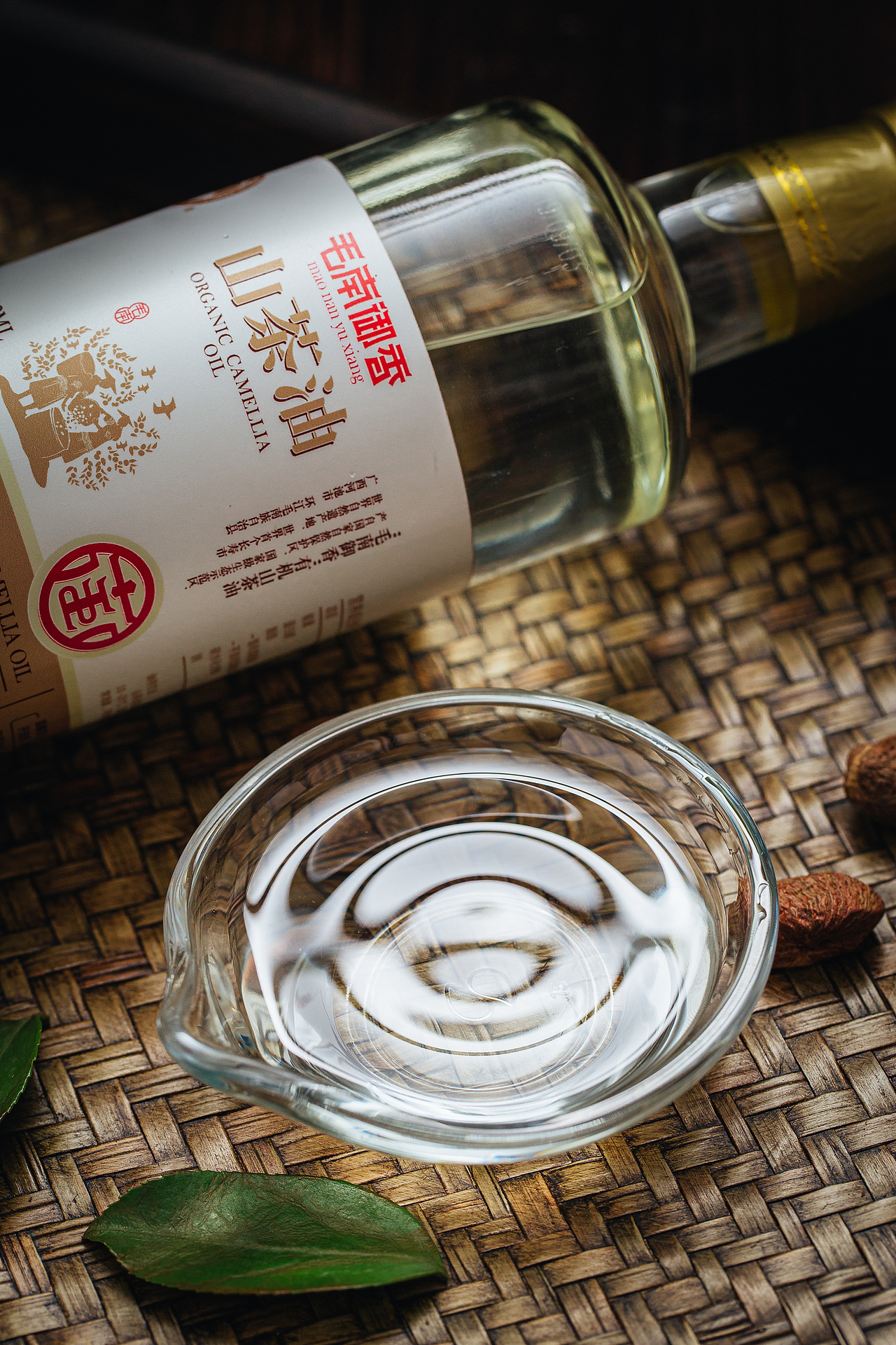 山茶油（图ZMjE5NTM0NjU2） - 产品摄影 - 站酷设计师陳九九原创素材 - 站酷ZCOOL