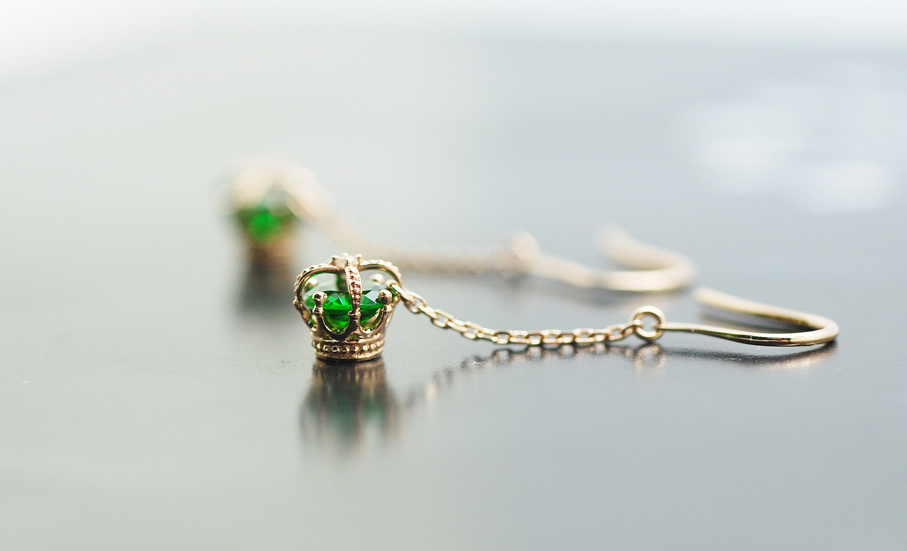 代波军艺术珠宝原创商业作品“为爱加冕”