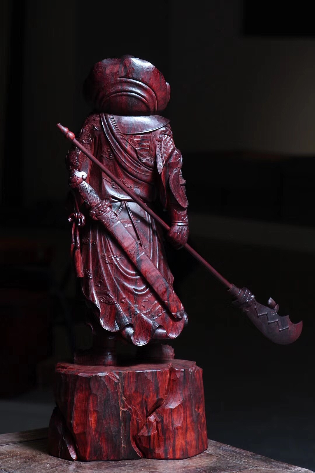 『关·雲長』 義薄雲天真英雄 小葉紫檀造像（图ZMTEwMDUyNTMy） - 工艺品设计 - 站酷设计师汇众木艺原创素材 - 站酷ZCOOL