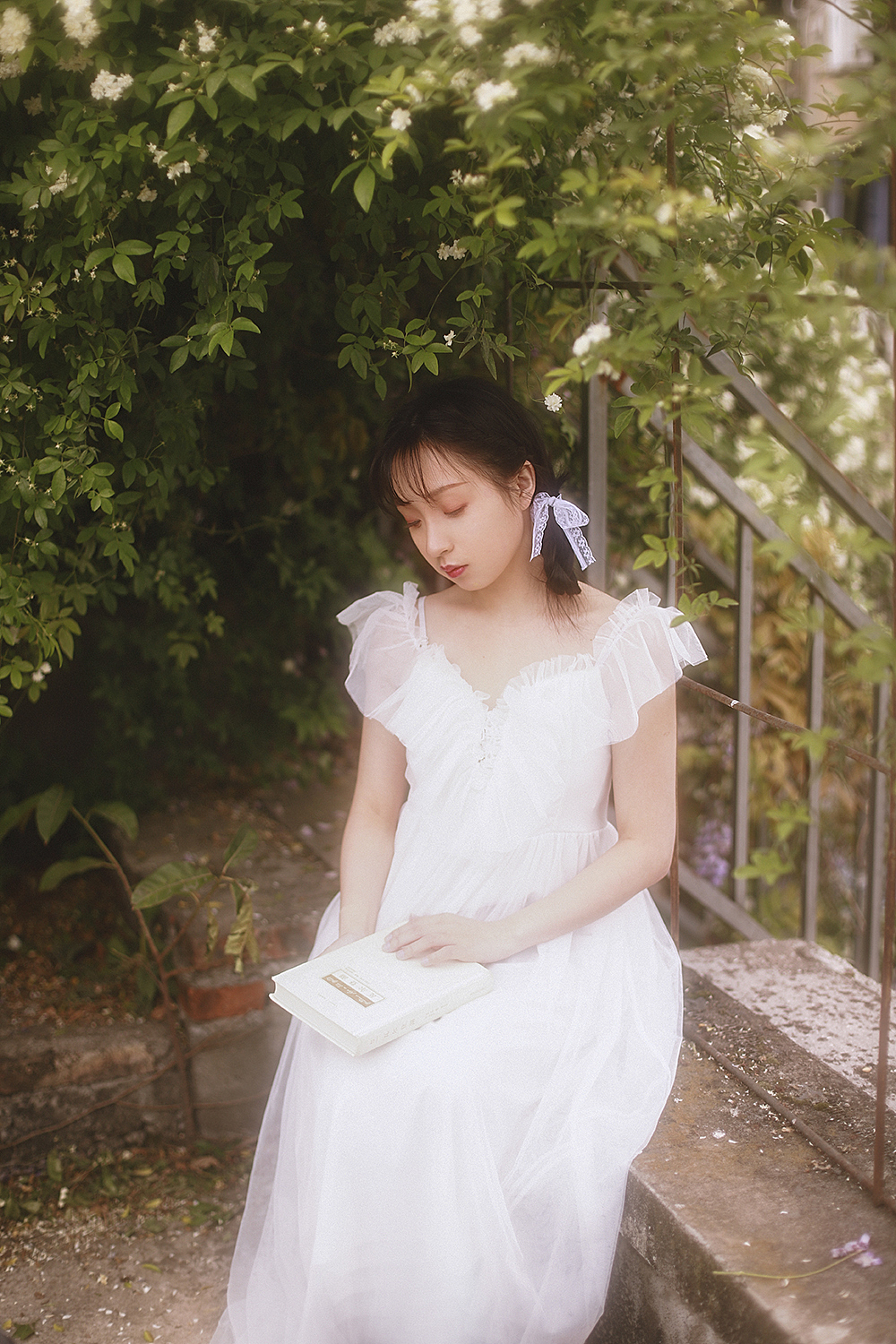 七里香 | 少女写真（图ZMjUzNTYzMTQ4） - 人像摄影 - 站酷设计师成都摄影安静原创素材 - 站酷ZCOOL