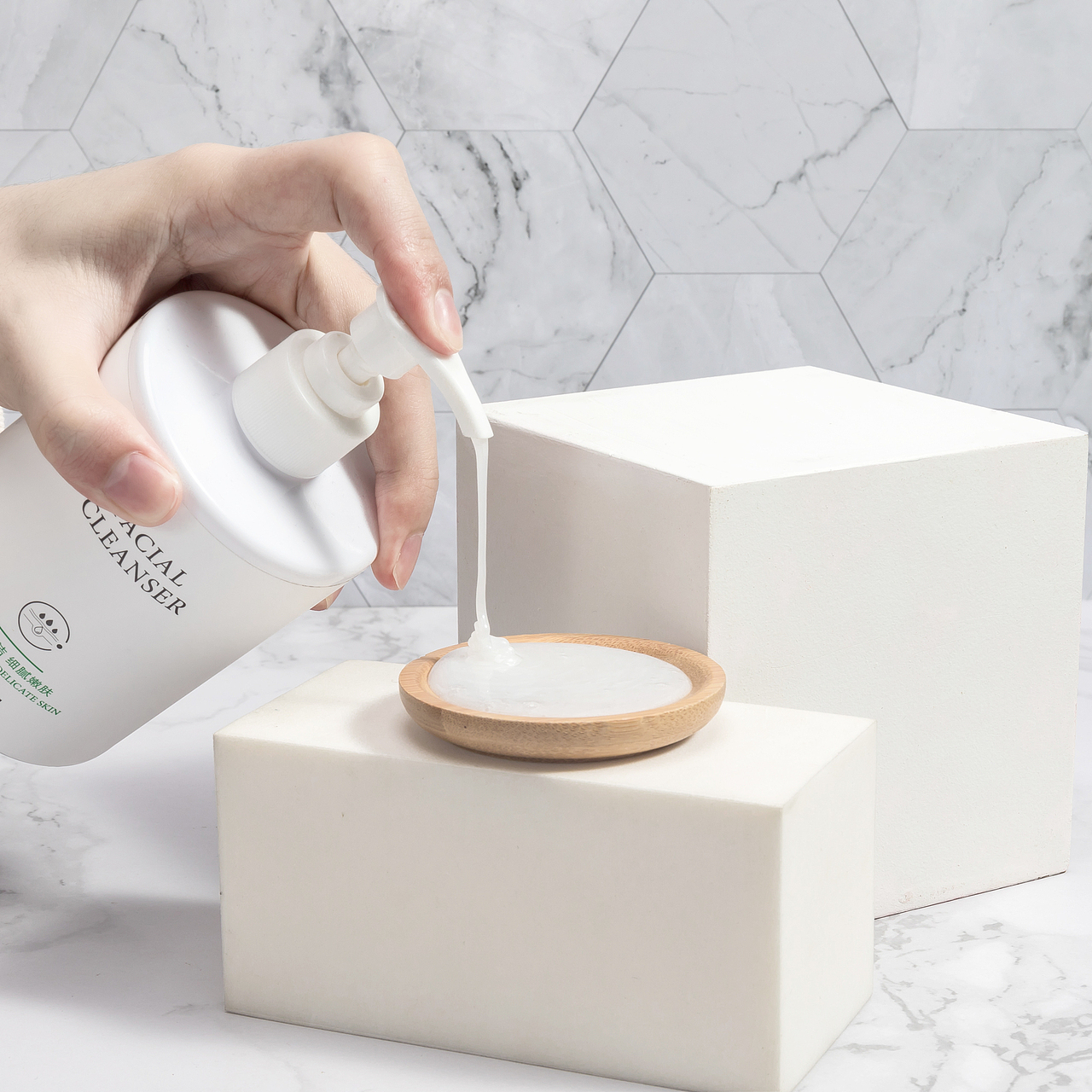 洁面乳（图ZMjQ3ODEzMDA0） - 产品摄影 - 站酷设计师柏杨柳原创素材 - 站酷ZCOOL