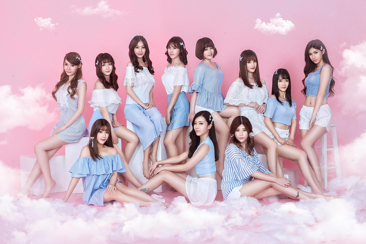 肖像-女团 摄影后期修饰（图ZMjQxNDU5MDk2） - 其他平面 - 站酷设计师FrameART原创素材 - 站酷ZCOOL