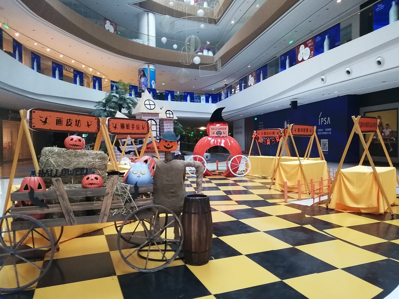 2019茂业新天地万圣节美陈（图ZMjAzNTMzODky） - 展陈设计 - 站酷设计师太原馨奇艺术原创素材 - 站酷ZCOOL