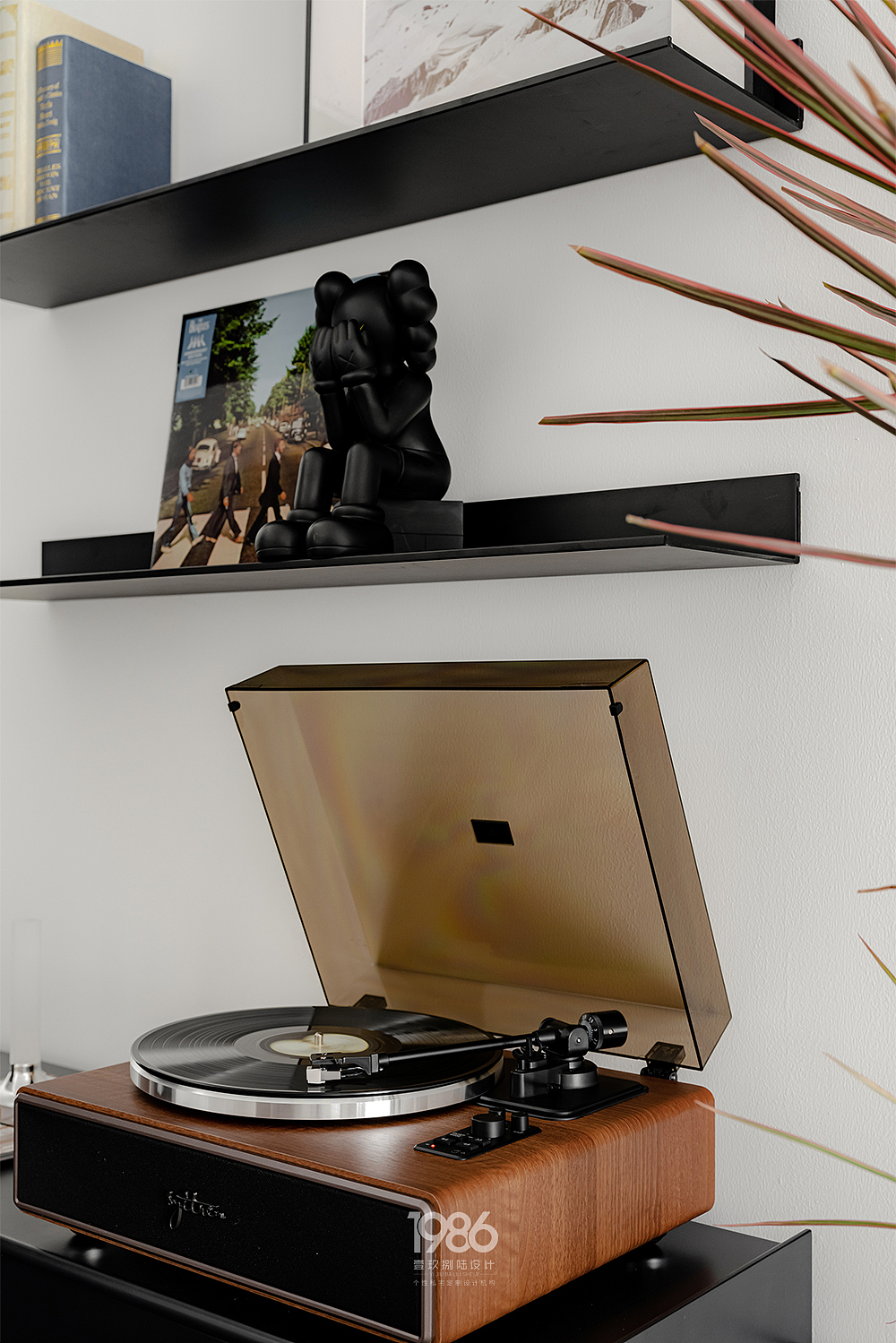 1986设计|《光与影交错之间,精装改造也能这么美》