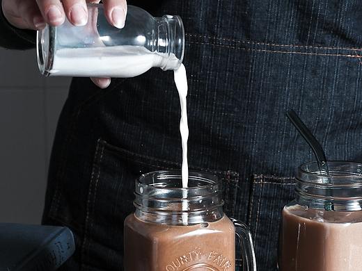 咖啡（個人主頁-ZMzIzMDE3MDA=） - 產(chǎn)品攝影 - 站酷設(shè)計師Jing91899原創(chuàng)素材 - 站酷ZCOOL