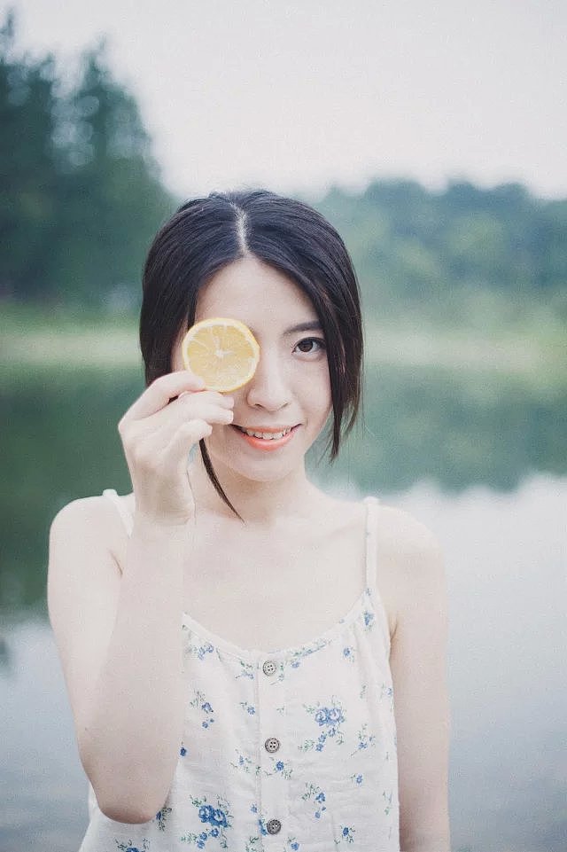 我听到远山的呼唤,面朝大海,春暖花开。