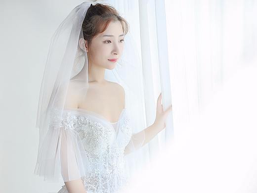 婚纱海报（个人主页-ZMzAyNzE0NjA=） - 海报 - 站酷设计师钟铠岩原创素材 - 站酷ZCOOL