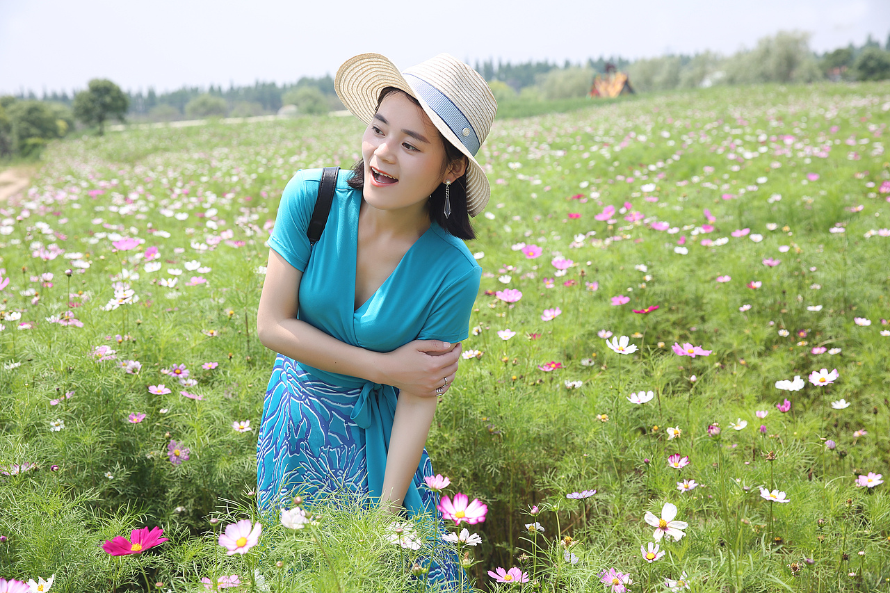 盛夏美丽郊外美景/美女模特/服装拍摄/外景（图ZNTE2MzA4NDg=） - 人像摄影 - 站酷设计师粉色雪7320原创素材 - 站酷ZCOOL
