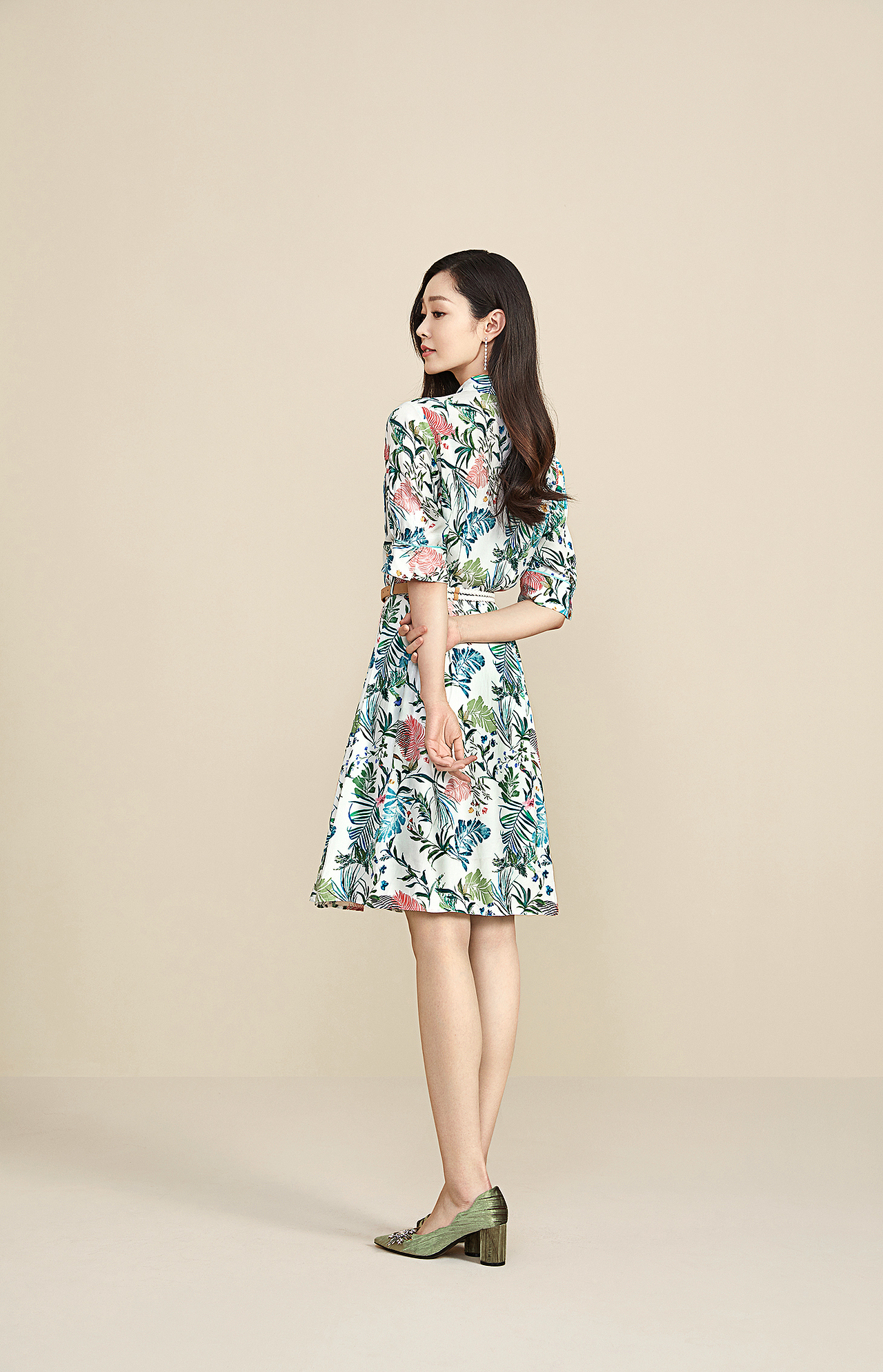 宋轶（图ZMTYyOTc3NzQ4） - 修图/后期 - 站酷设计师happy松原创素材 - 站酷ZCOOL