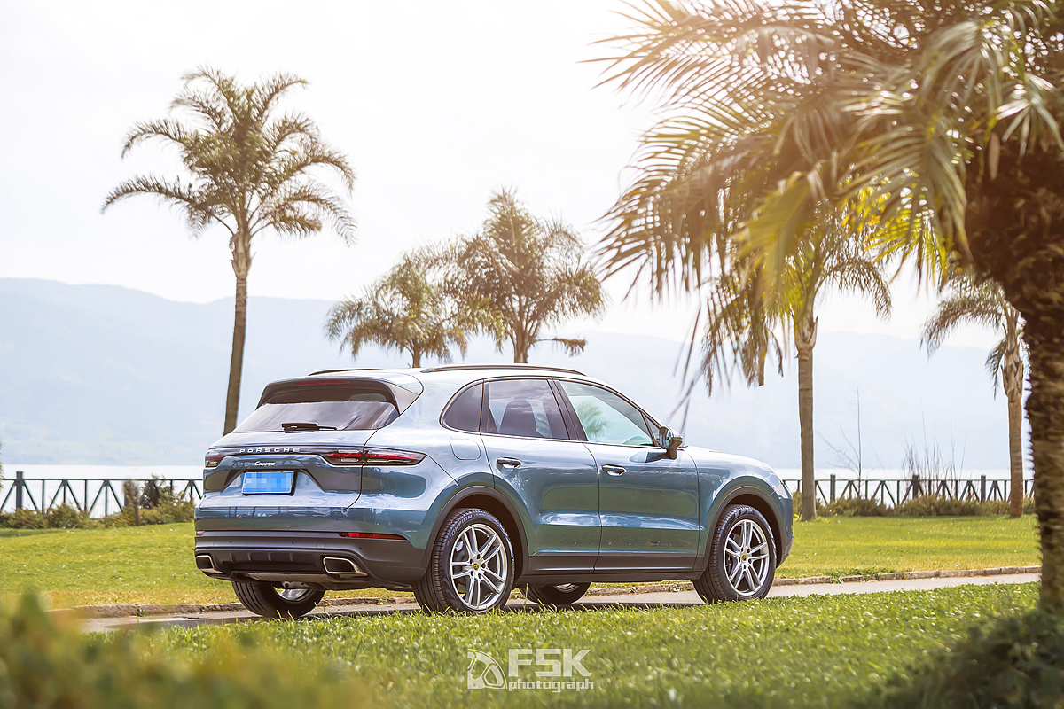 保时捷Cayenne 秋日里的优雅