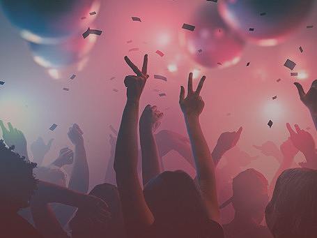 社交APP（个人主页-ZMjUyODcwODQ=） - APP界面 - 站酷设计师hxt涛涛涛原创素材 - 站酷ZCOOL