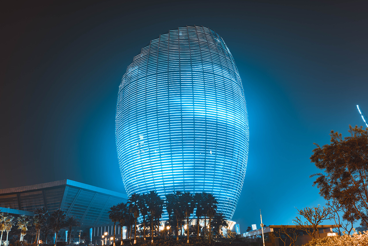 2019.12.29柳州國(guó)際會(huì)展中心夜景（圖ZMTk2MTkyODk2） - 風(fēng)光攝影 - 站酷設(shè)計(jì)師陳璐柳州攝影師原創(chuàng)素材 - 站酷ZCOOL
