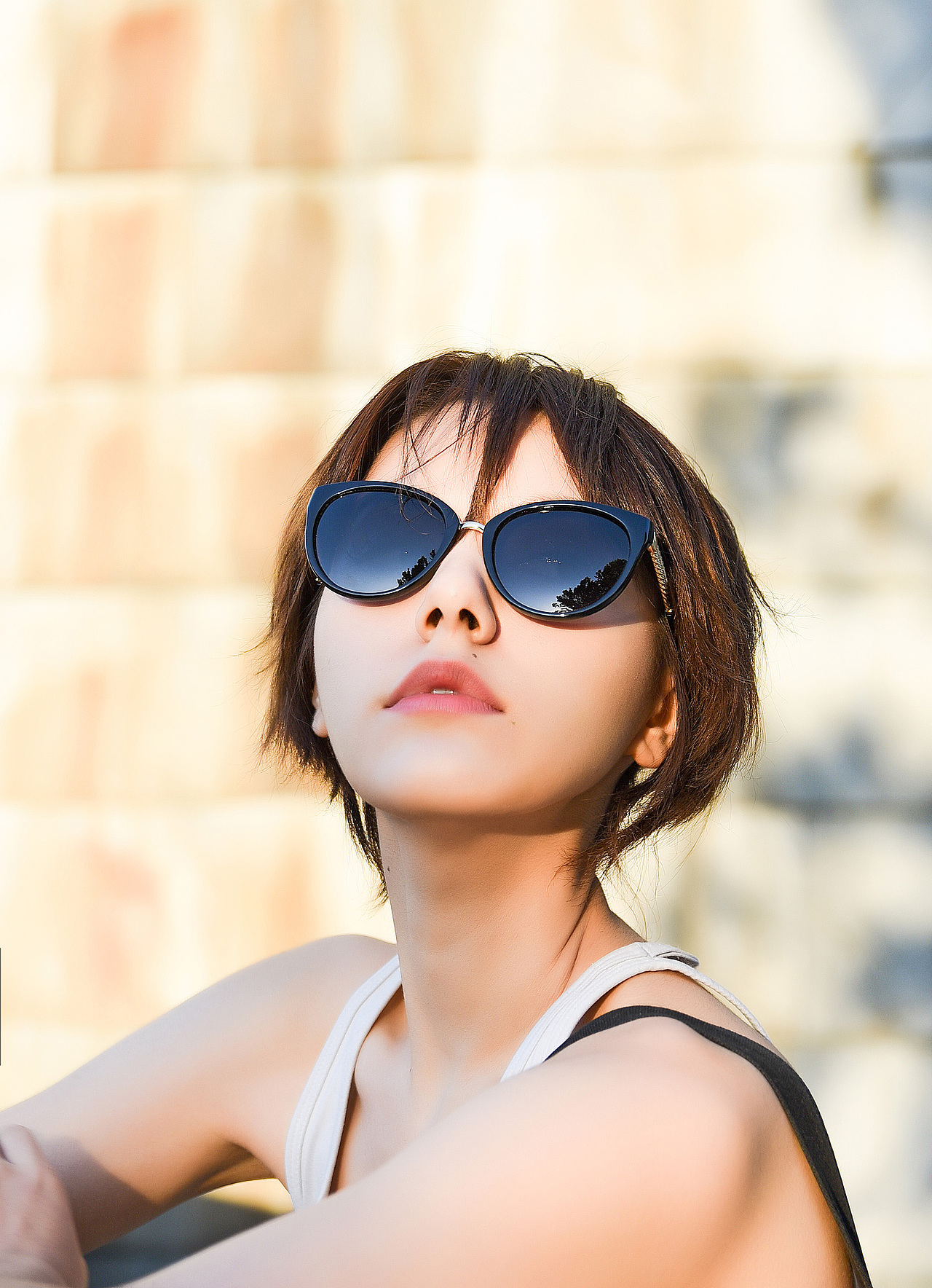 混血模特眼镜大片拍摄