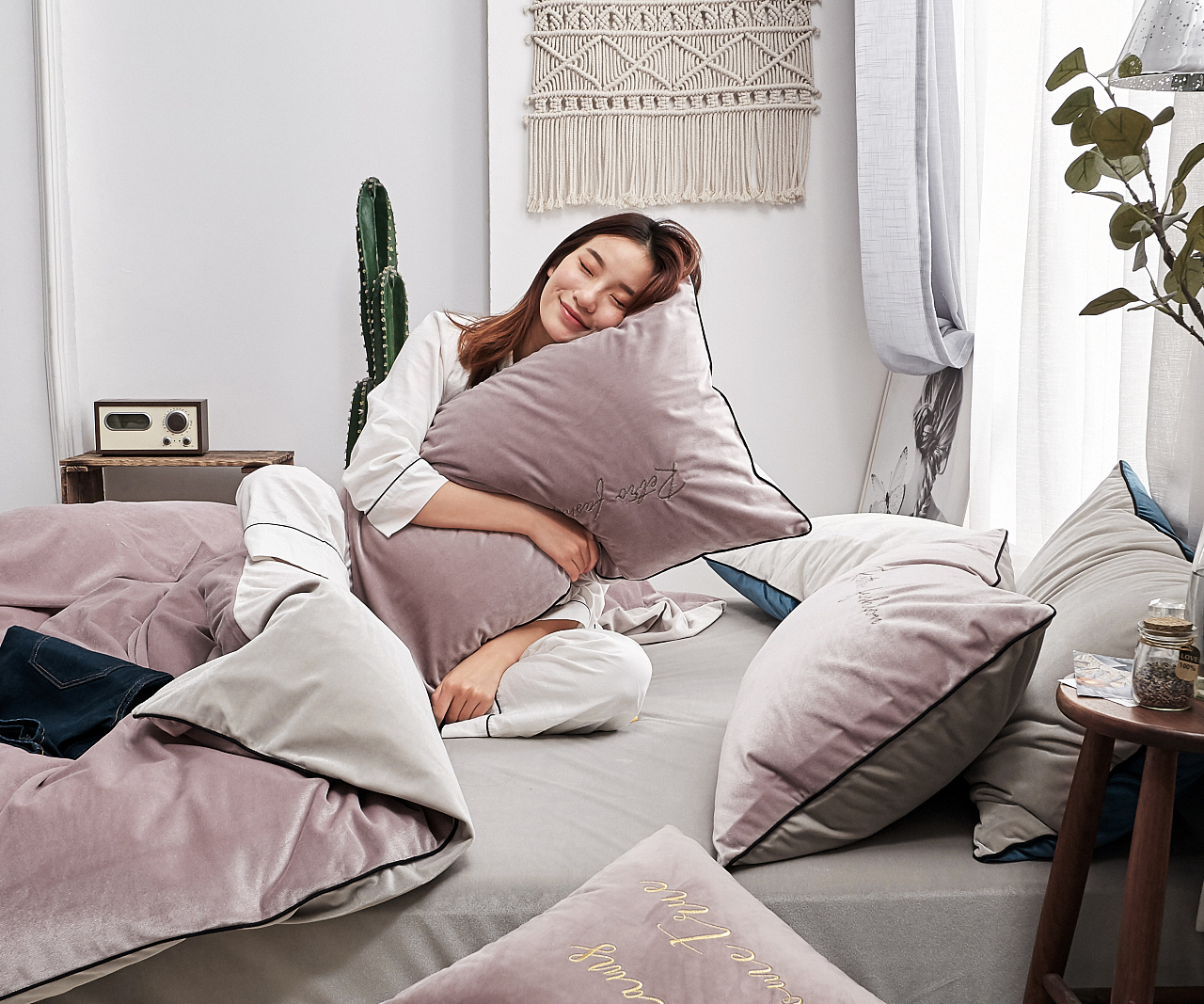 【闪拍侠摄影】家纺家居模特纯色绒类四件套拍摄