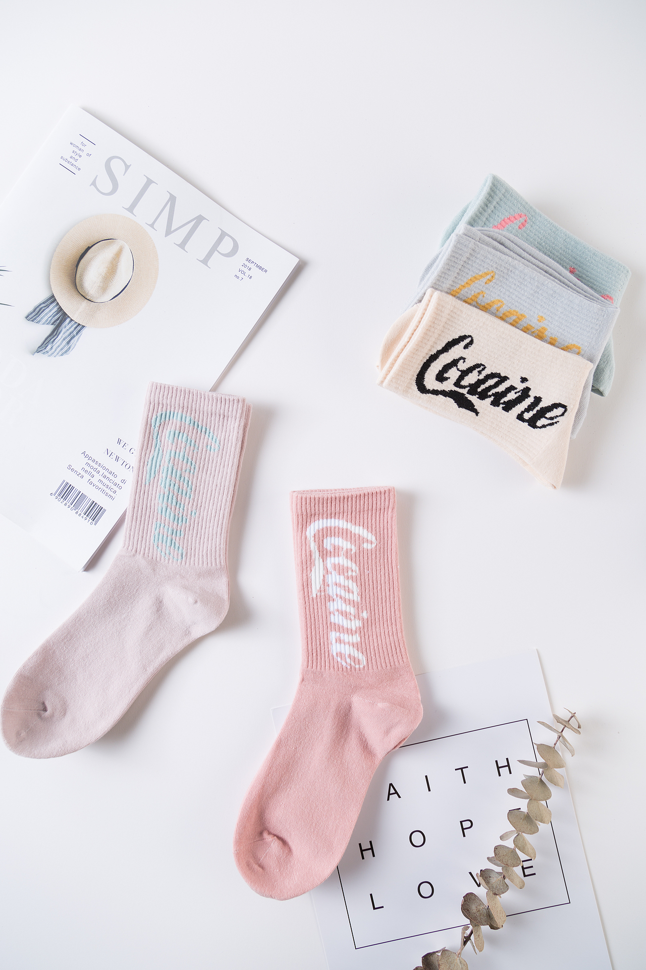 袜子（图ZMTc2NTg0Njg4） - 人像摄影 - 站酷设计师锦衣卫工作室原创素材 - 站酷ZCOOL