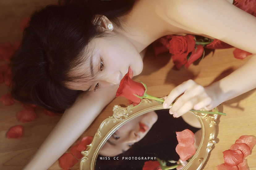 浪漫且热烈（图ZMzE4NTg3NDI4） - 人像摄影 - 站酷设计师CC小姐呀原创素材 - 站酷ZCOOL