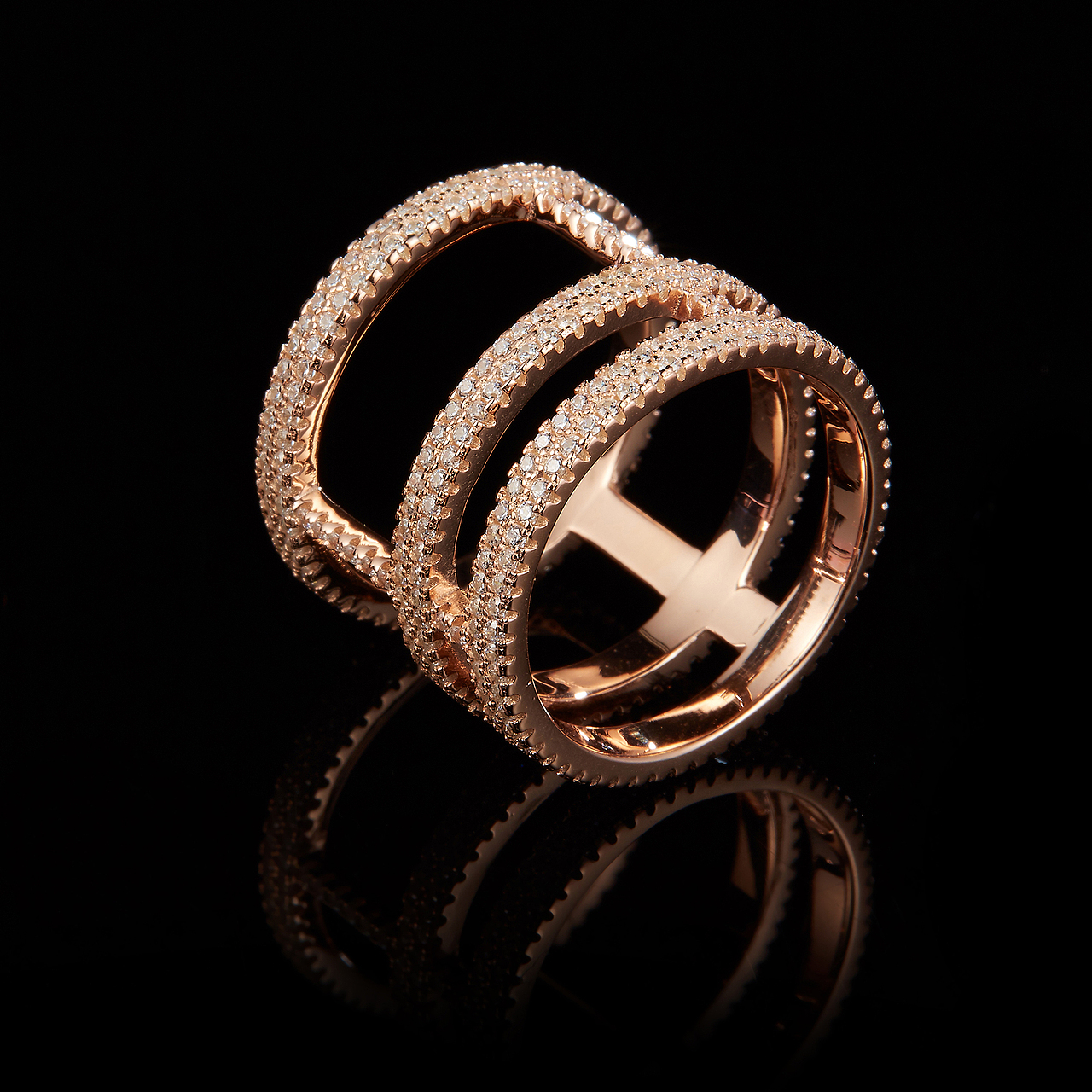 商业珠宝黑色场景摄影拍摄