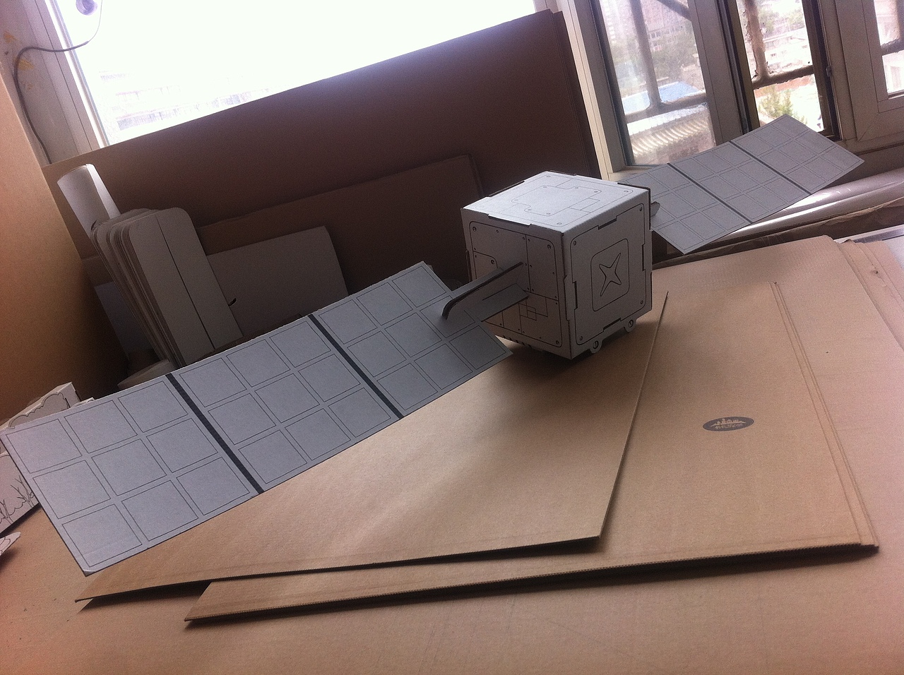 瓦楞纸太空系列