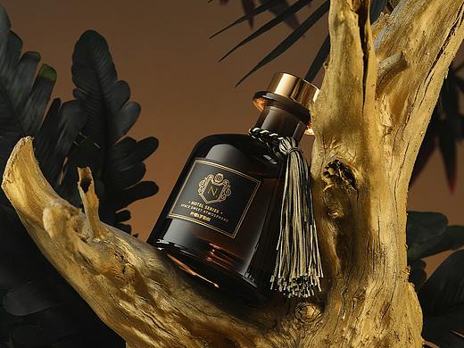 日化产品摄影|酒店无烟香薰黑金系列×奈良计画