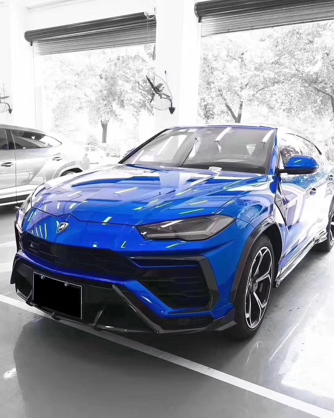 兰博基尼URUS 改装 升级 Mansory款包围 碳纤维机盖