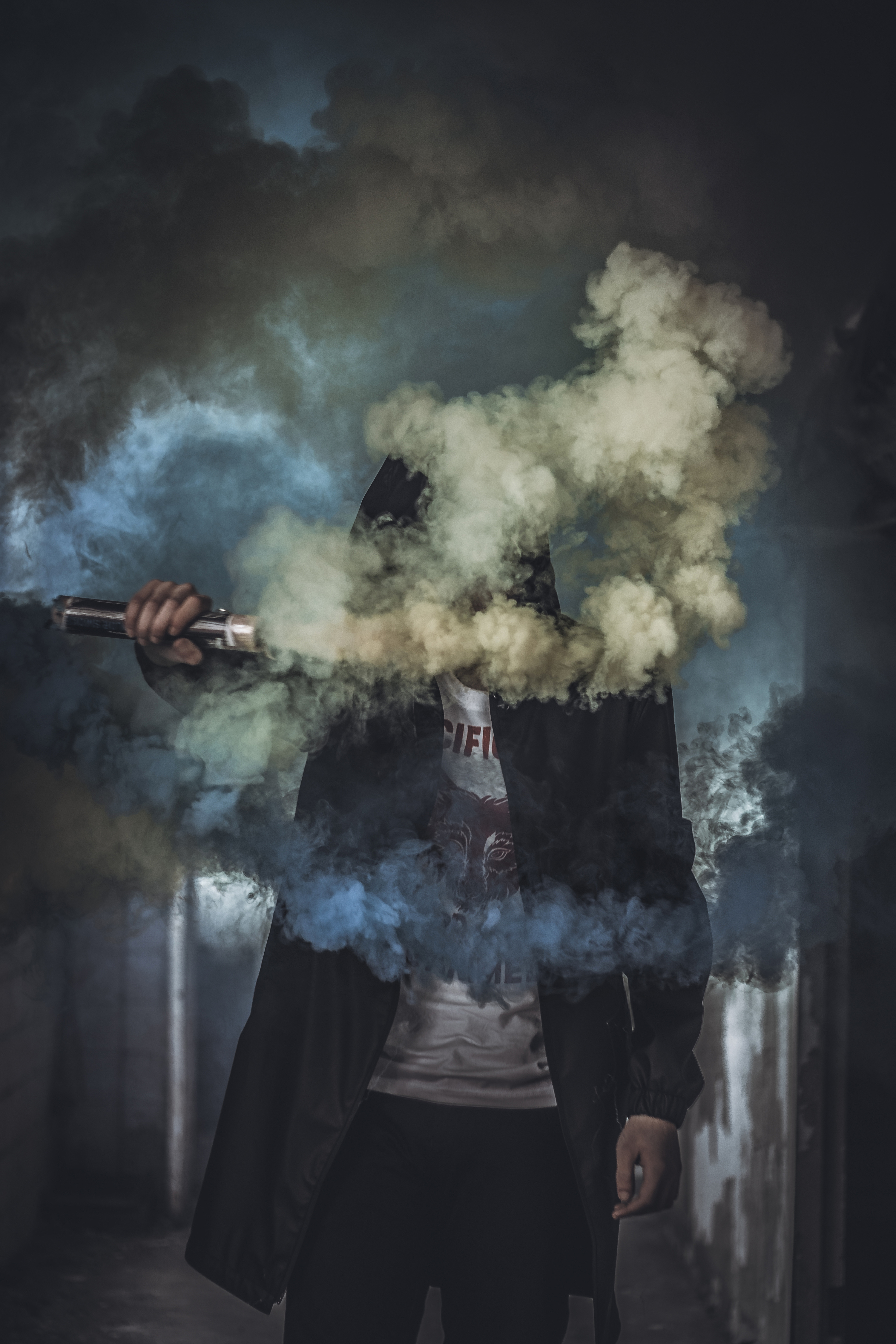 充满烟雾的房间