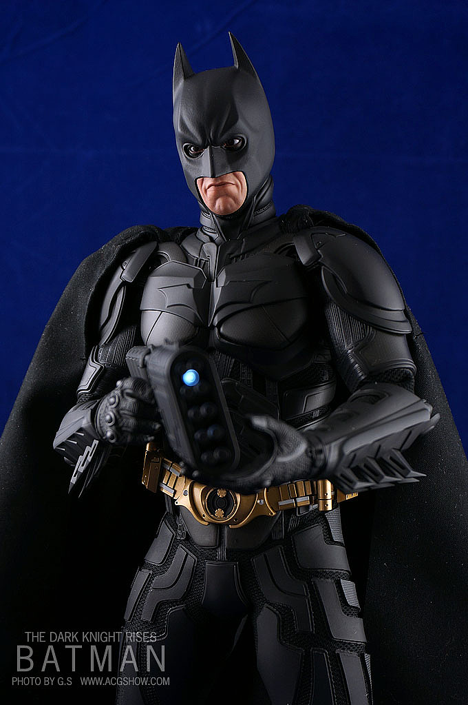 1:6 HOT TOYS DX12 蝙蝠侠:黑暗骑士崛起-布鲁斯·韦恩（图ZNzU3MDQyOA==） - 产品摄影 - 站酷设计师G.S原创素材 - 站酷ZCOOL