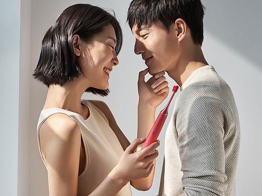 爱的“小心机” |  罗曼ROMAN“小心机“电动牙刷