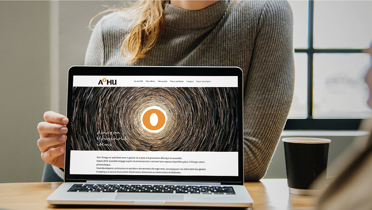 AoHu（图ZMjc1NjY4MDA4） - Logo - 站酷设计师LmBrand原创素材 - 站酷ZCOOL