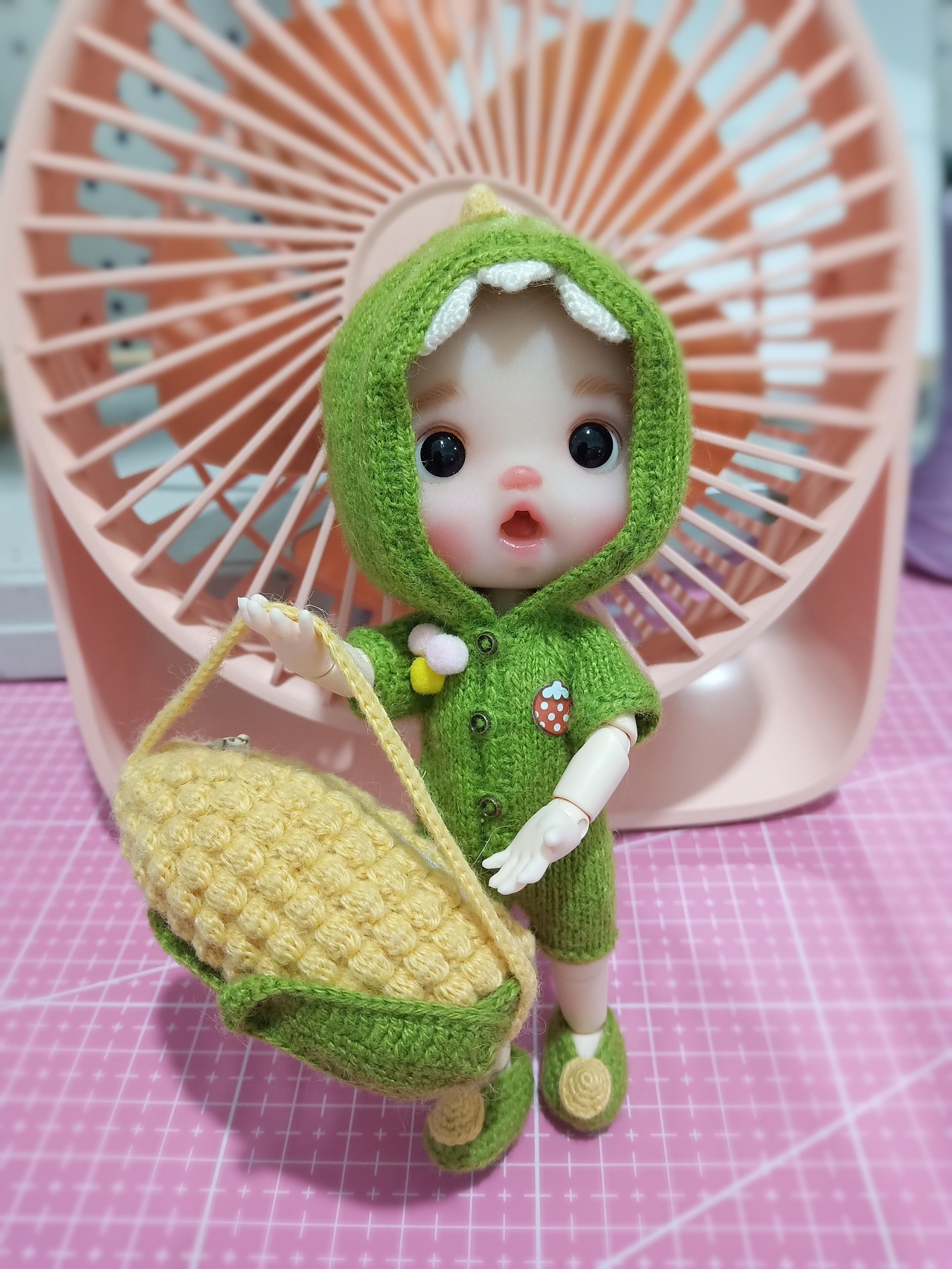 ob11针织娃衣，帽子，包包（图ZMjgxMTIxOTUy） - 其他手工艺 - 站酷设计师果果叮手作原创素材 - 站酷ZCOOL