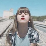 鹿佳的头像