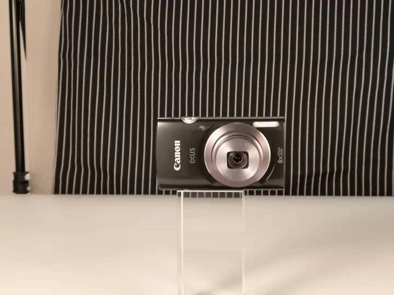 给第一台相机拍个照