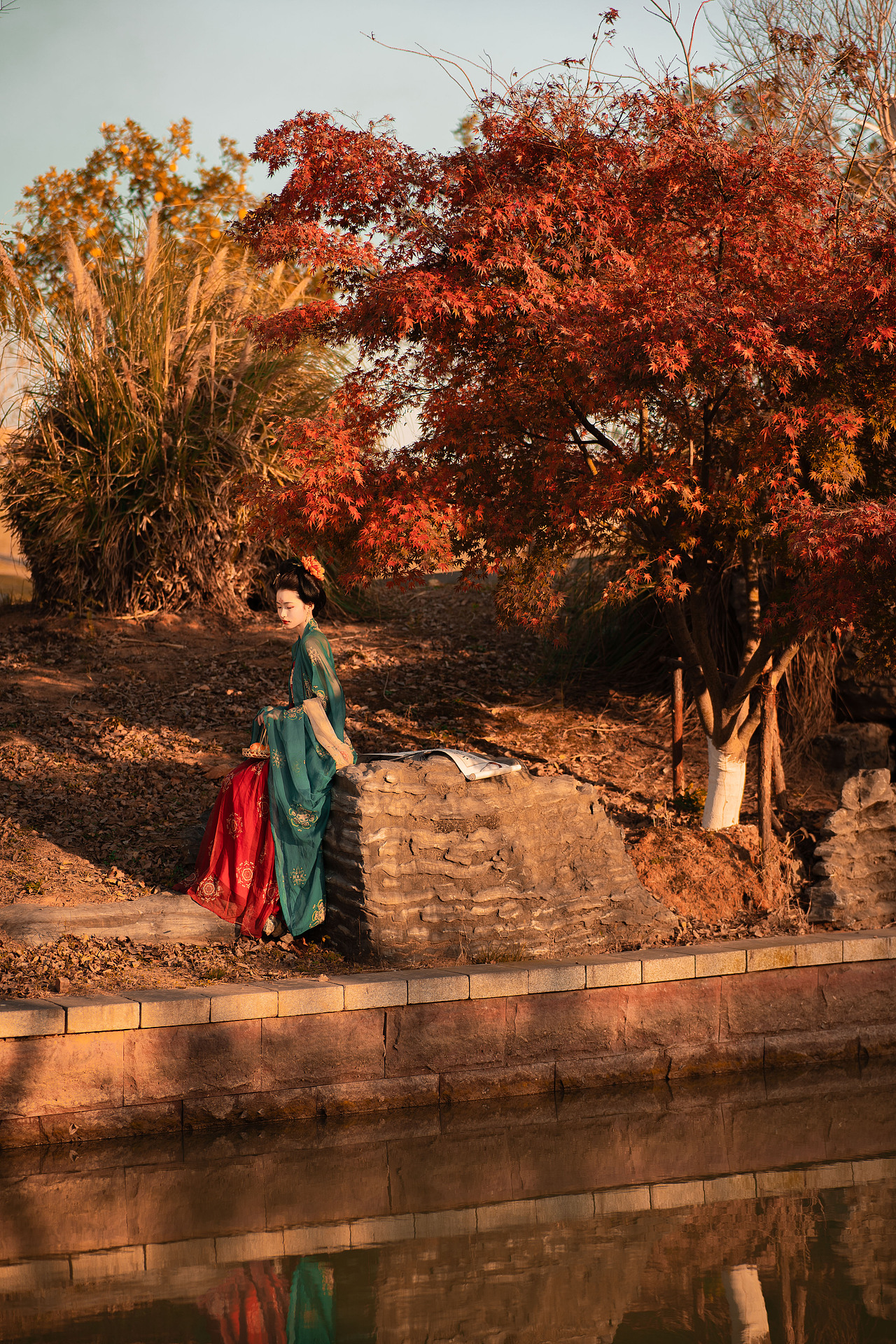 远山衔暮色，枫叶送红笺（图ZMjgyNTM2MDY0） - 人像摄影 - 站酷设计师空岛爽子原创素材 - 站酷ZCOOL