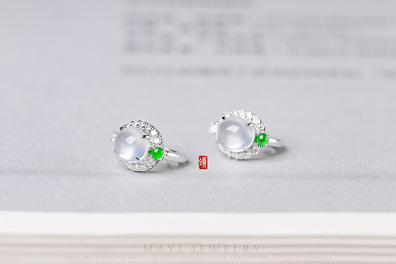 蚂蚁珠宝·个人定制| 18K金镶嵌翡翠| 干净简约耳饰合集（图ZMjI4NDA3MTY0） - 首饰设计 - 站酷设计师蚂蚁珠宝原创素材 - 站酷ZCOOL