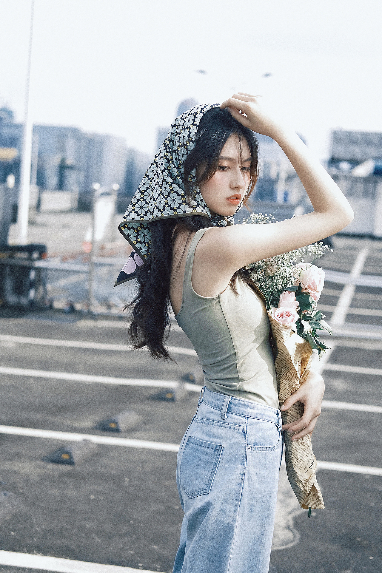 朋友圈赞爆的天台照来了☁️🚙（图ZMjgxODk4MDIw） - 人像摄影 - 站酷设计师白兔糖写真馆原创素材 - 站酷ZCOOL