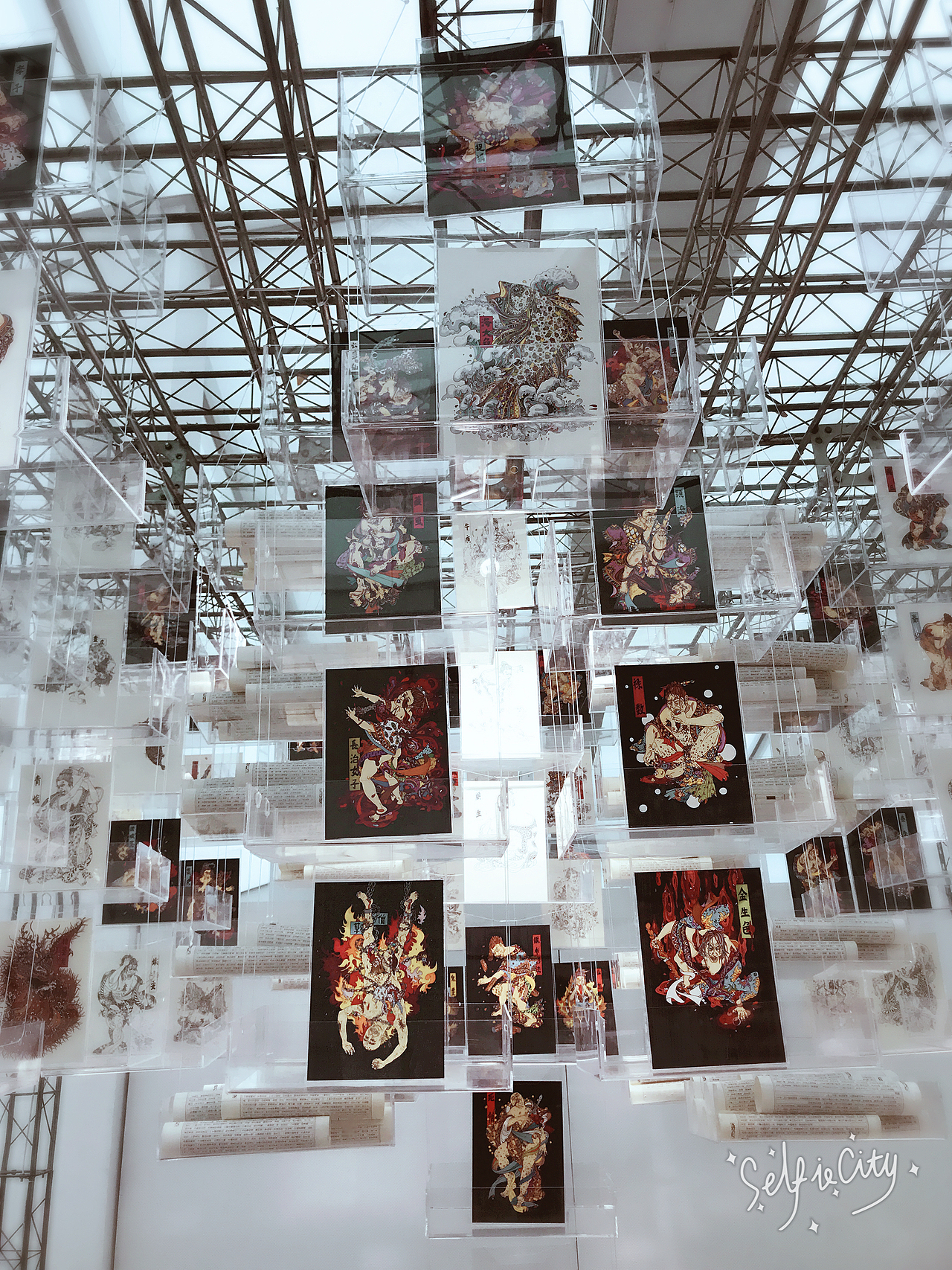 《浮生·魅影》最终展览效果。（图ZNzg4OTUzNjQ=） - 绘画 - 站酷设计师李子双原创素材 - 站酷ZCOOL