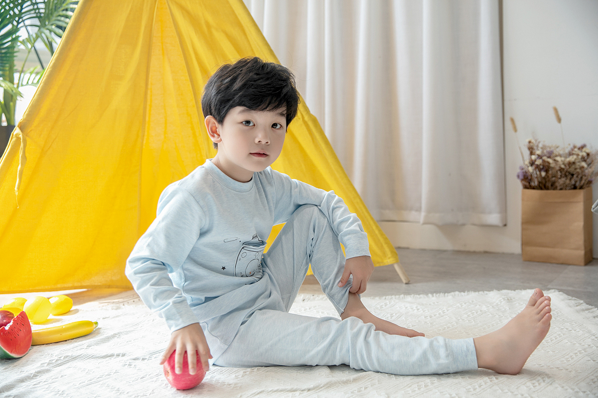 童装内衣模特拍摄