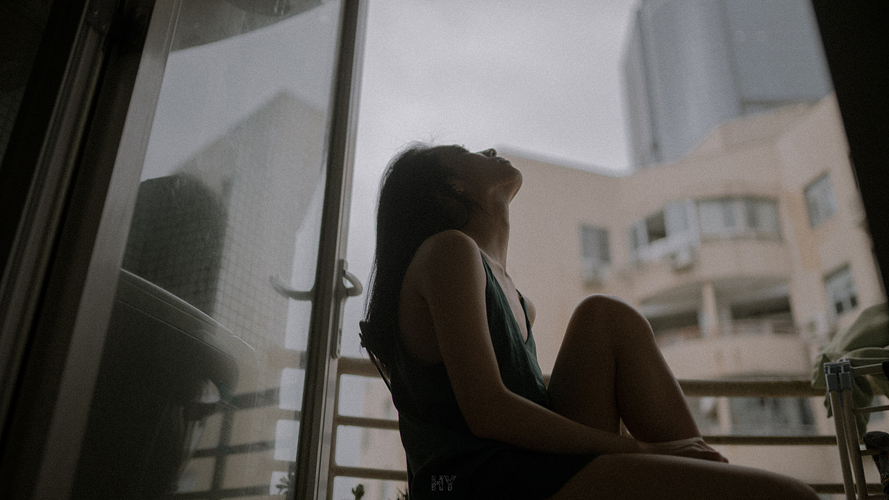 Silence（图ZMTM1NzU1NzY0） - 人像摄影 - 站酷设计师harrylil原创素材 - 站酷ZCOOL