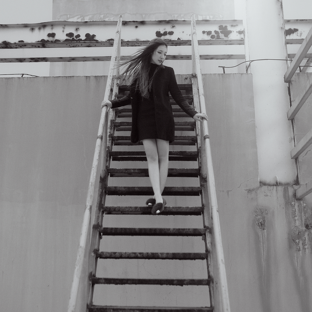 默（图ZNzEwNTA3MDA=） - 人像摄影 - 站酷设计师wwllxxgg原创素材 - 站酷ZCOOL