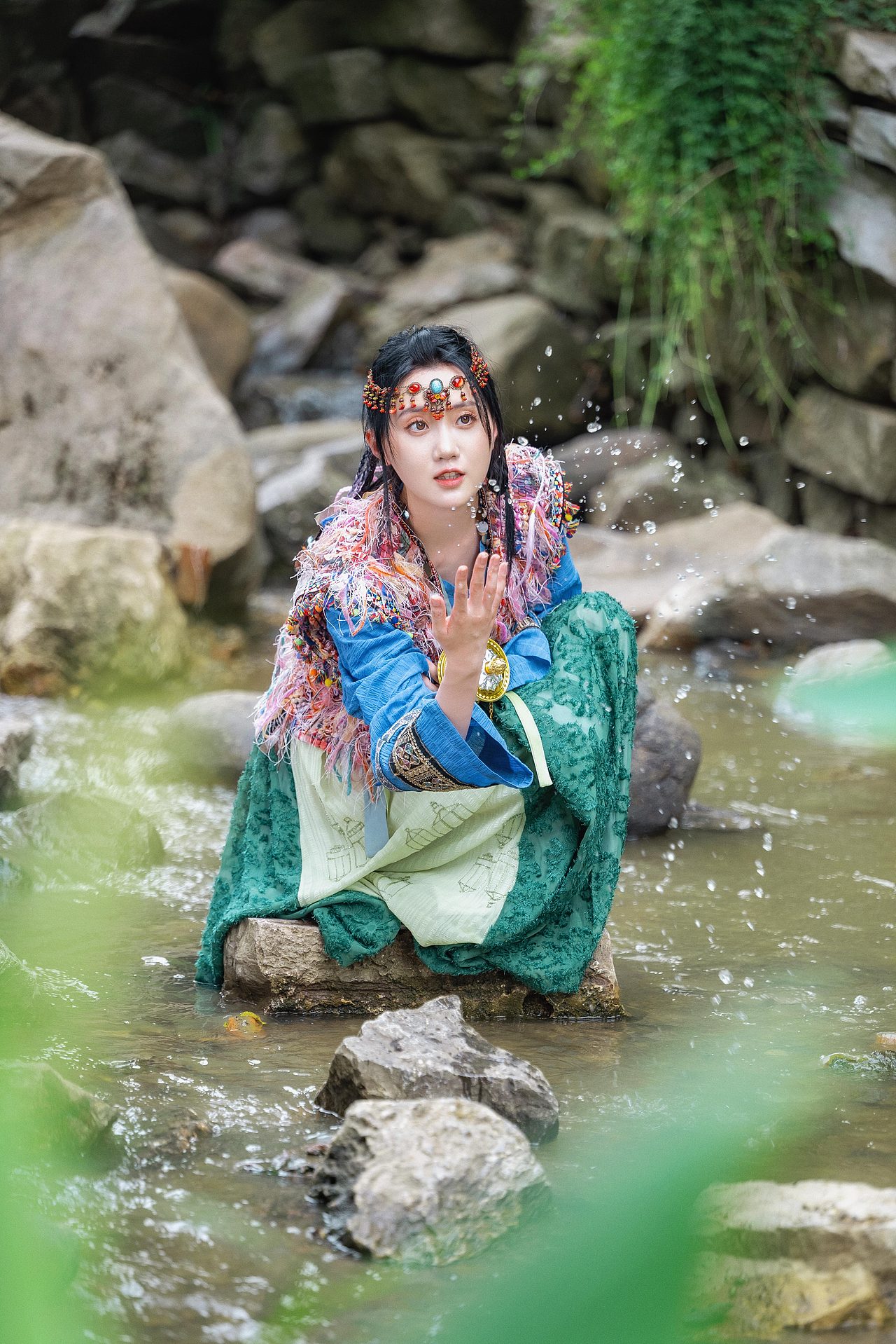 最炫民族风（图ZMzE1Mjc0NDEy） - 人像摄影 - 站酷设计师糊涂仙人LEO原创素材 - 站酷ZCOOL